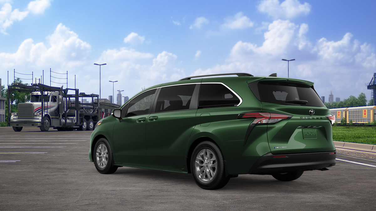 2026 Toyota Sienna LE