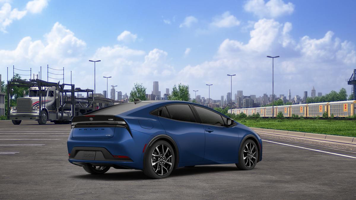 2027 Toyota Prius Plug-in Hybrid XSE Premium