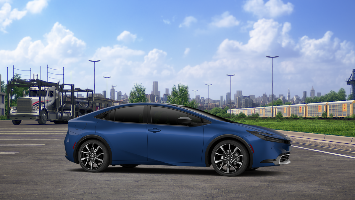 2027 Toyota Prius Plug-in Hybrid XSE Premium