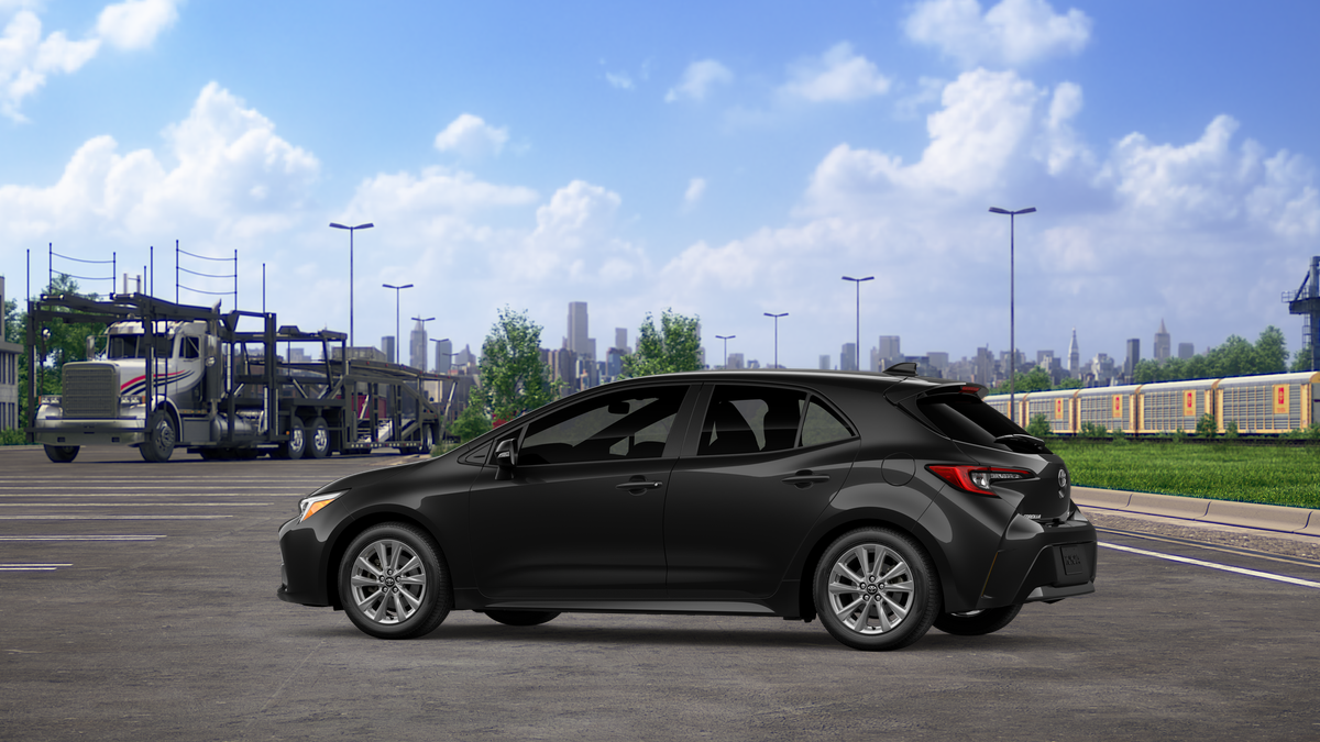 2027 Toyota Corolla Hatchback SE