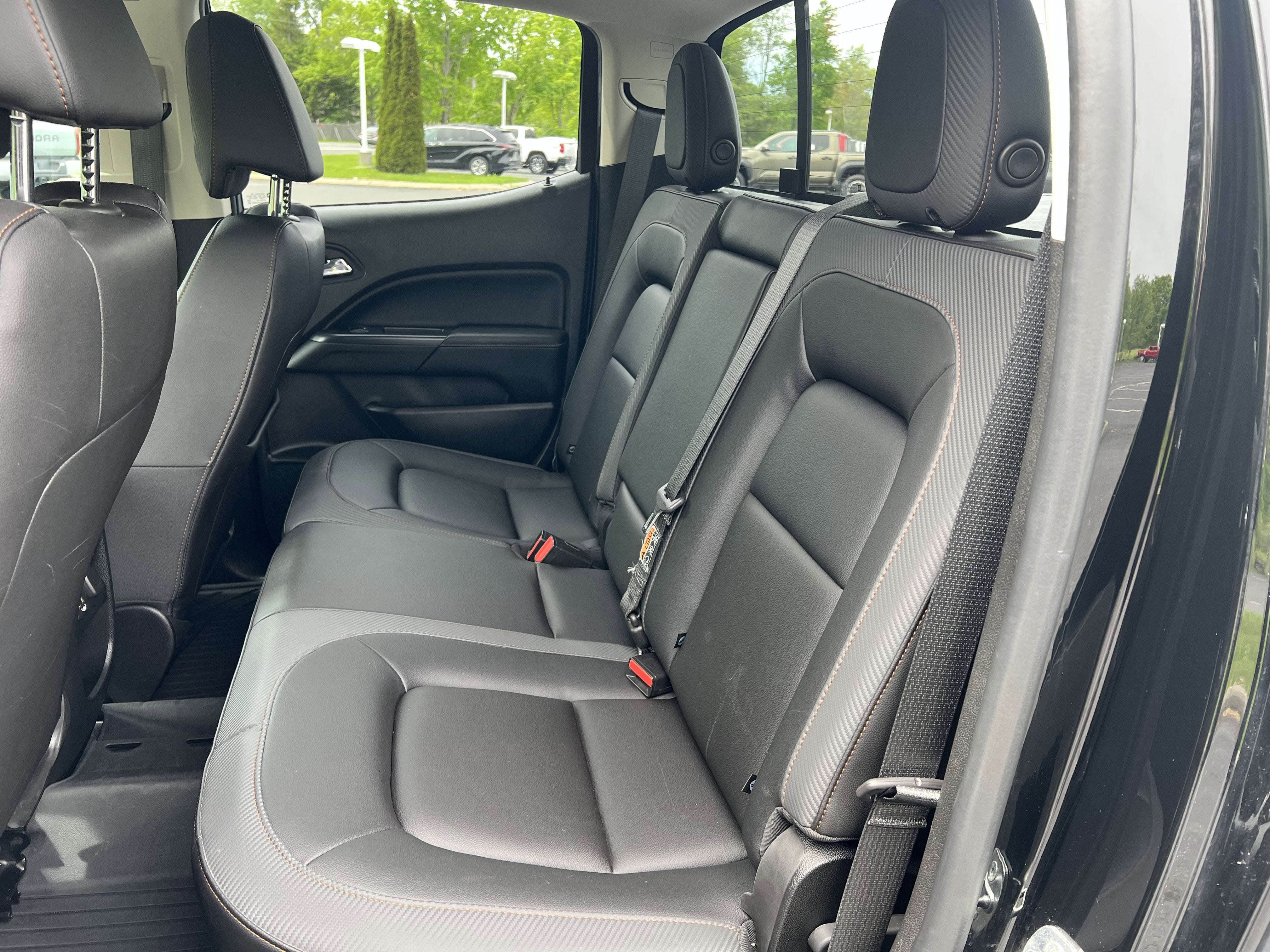 2021 GMC Canyon 4WD AT4 w/Leather