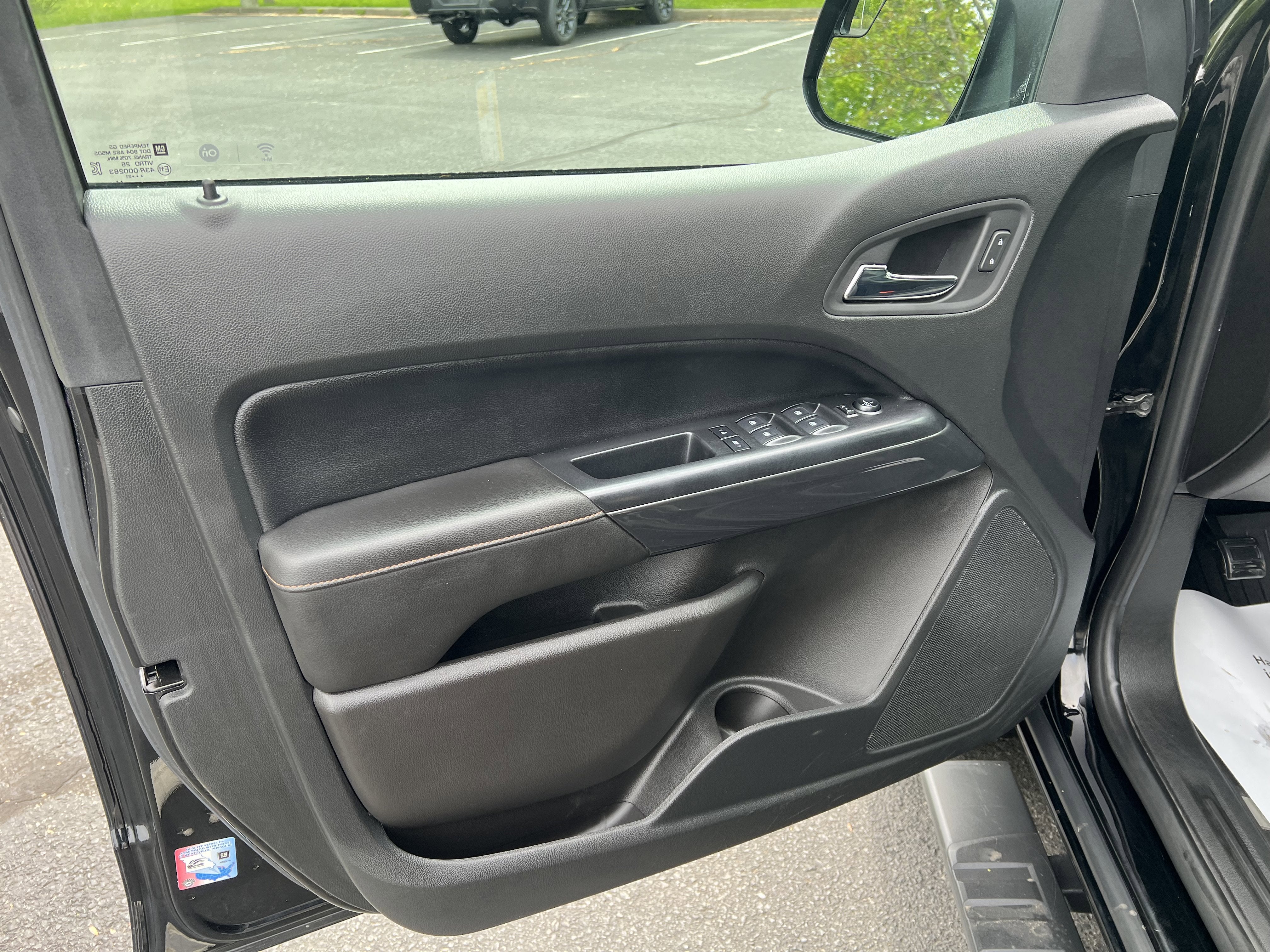 2021 GMC Canyon 4WD AT4 w/Leather