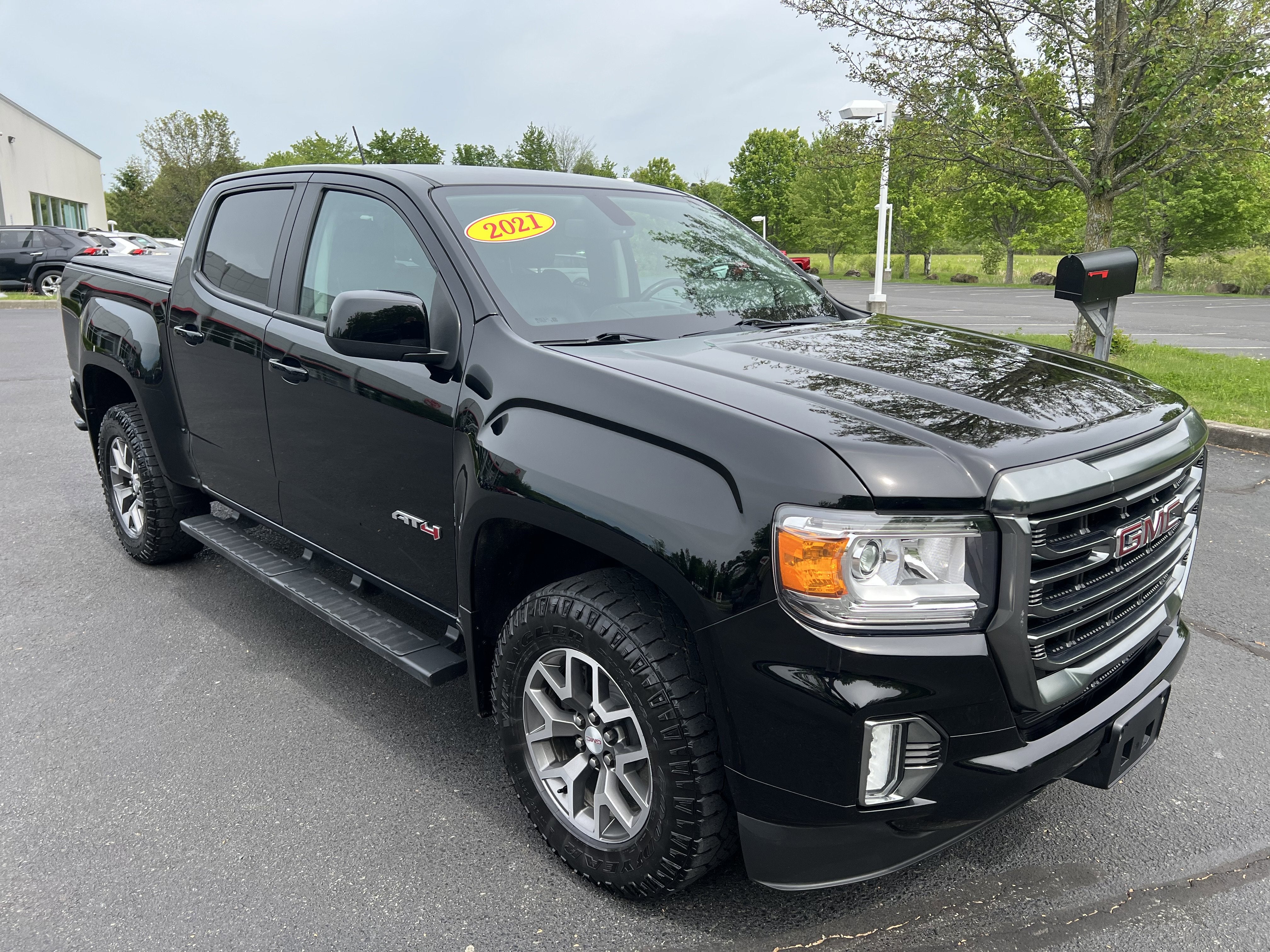 2021 GMC Canyon 4WD AT4 w/Leather