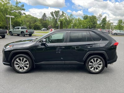 2020 Toyota RAV4 XLE Premium
