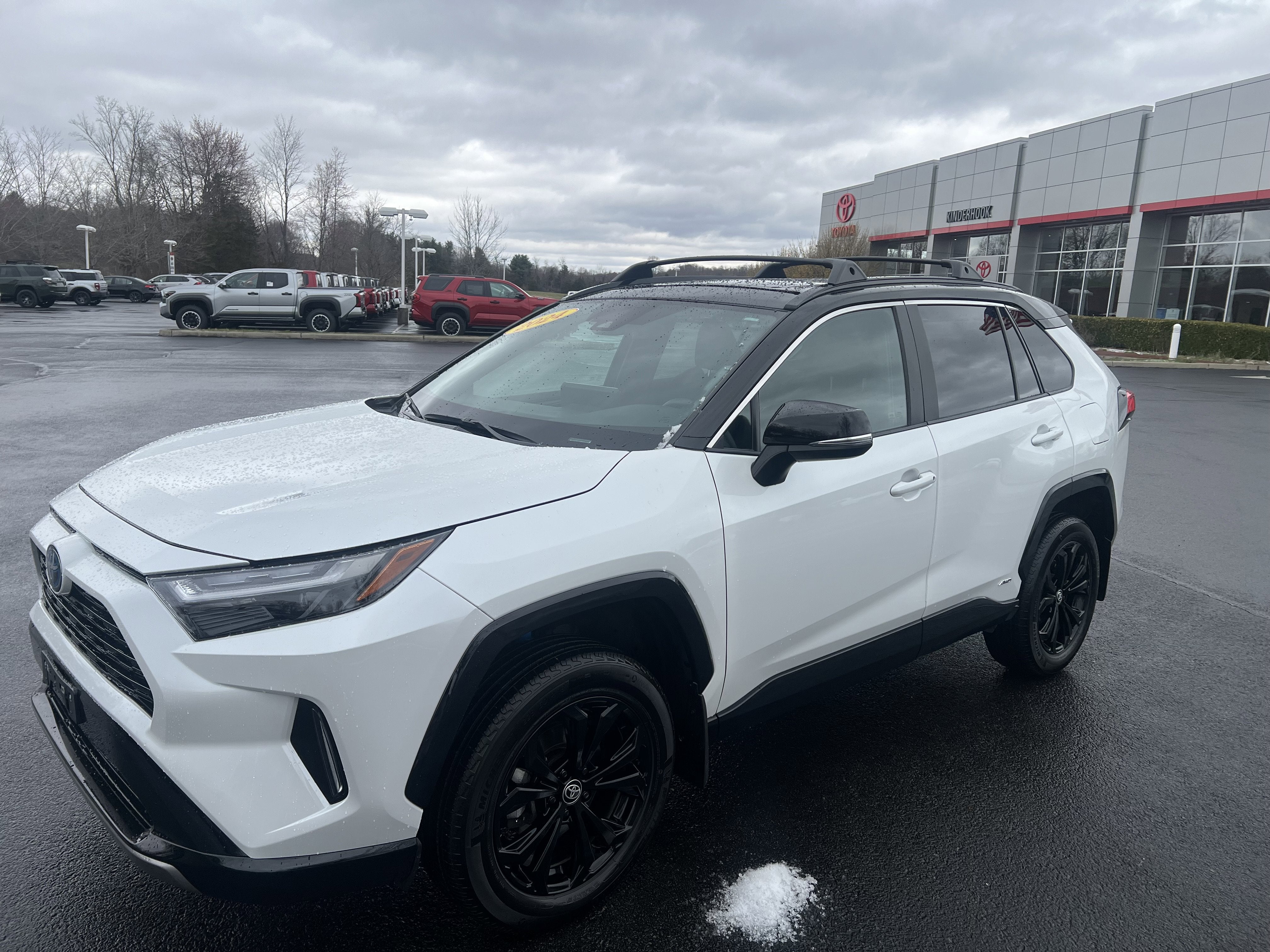 2024 Toyota RAV4 Hybrid XSE