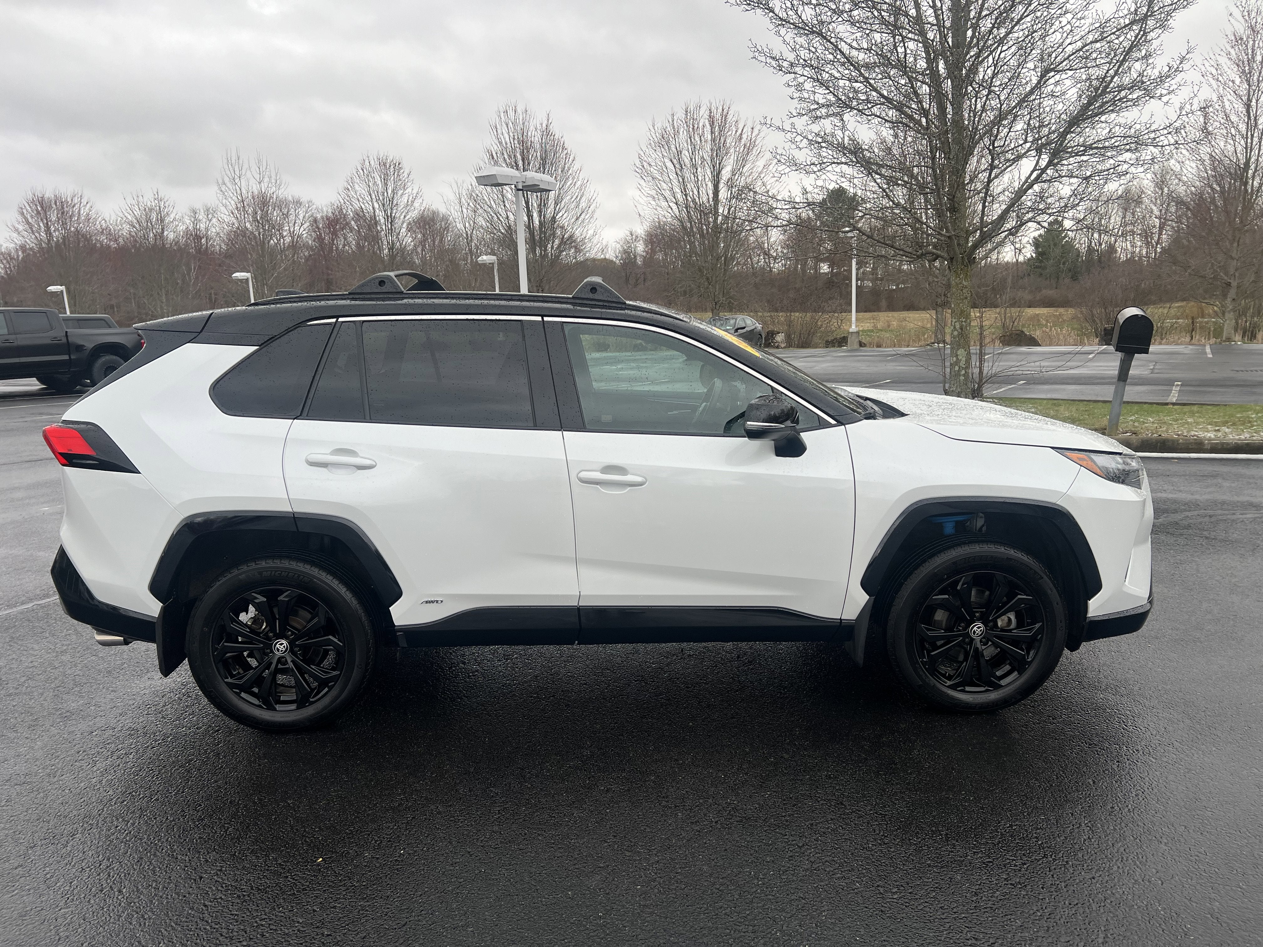2024 Toyota RAV4 Hybrid XSE