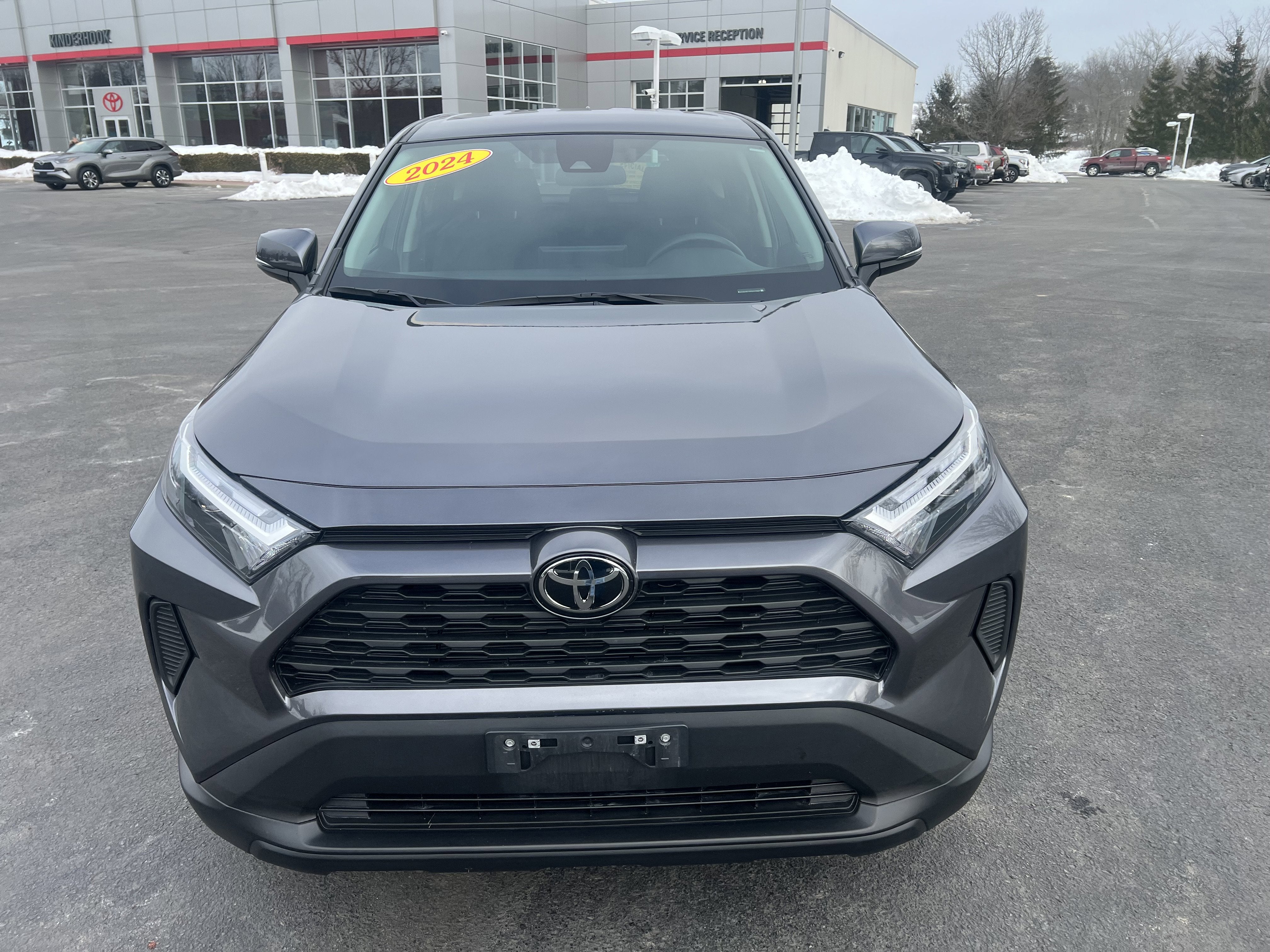 2024 Toyota RAV4 LE