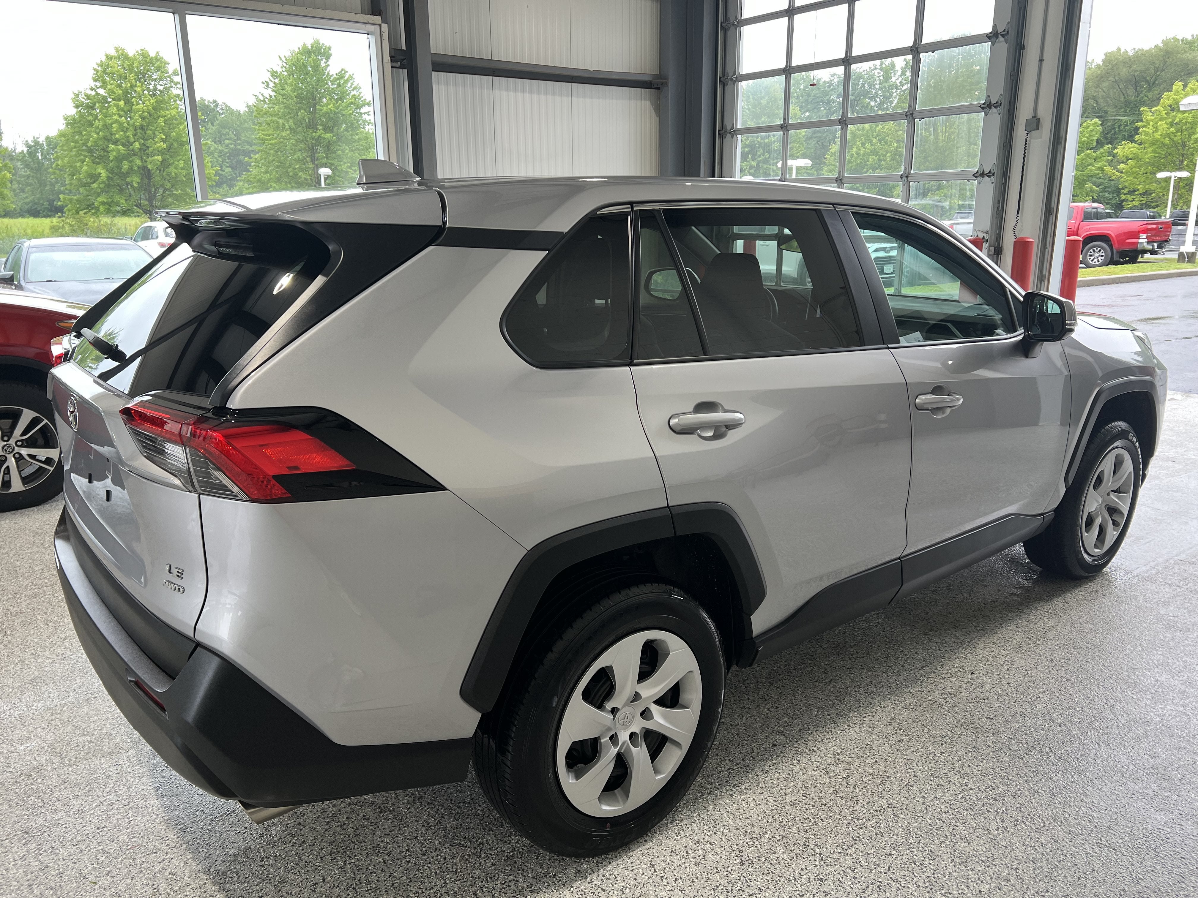 2023 Toyota RAV4 LE