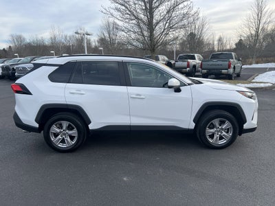 2023 Toyota RAV4 XLE