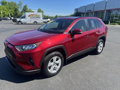 2020 Toyota RAV4 XLE
