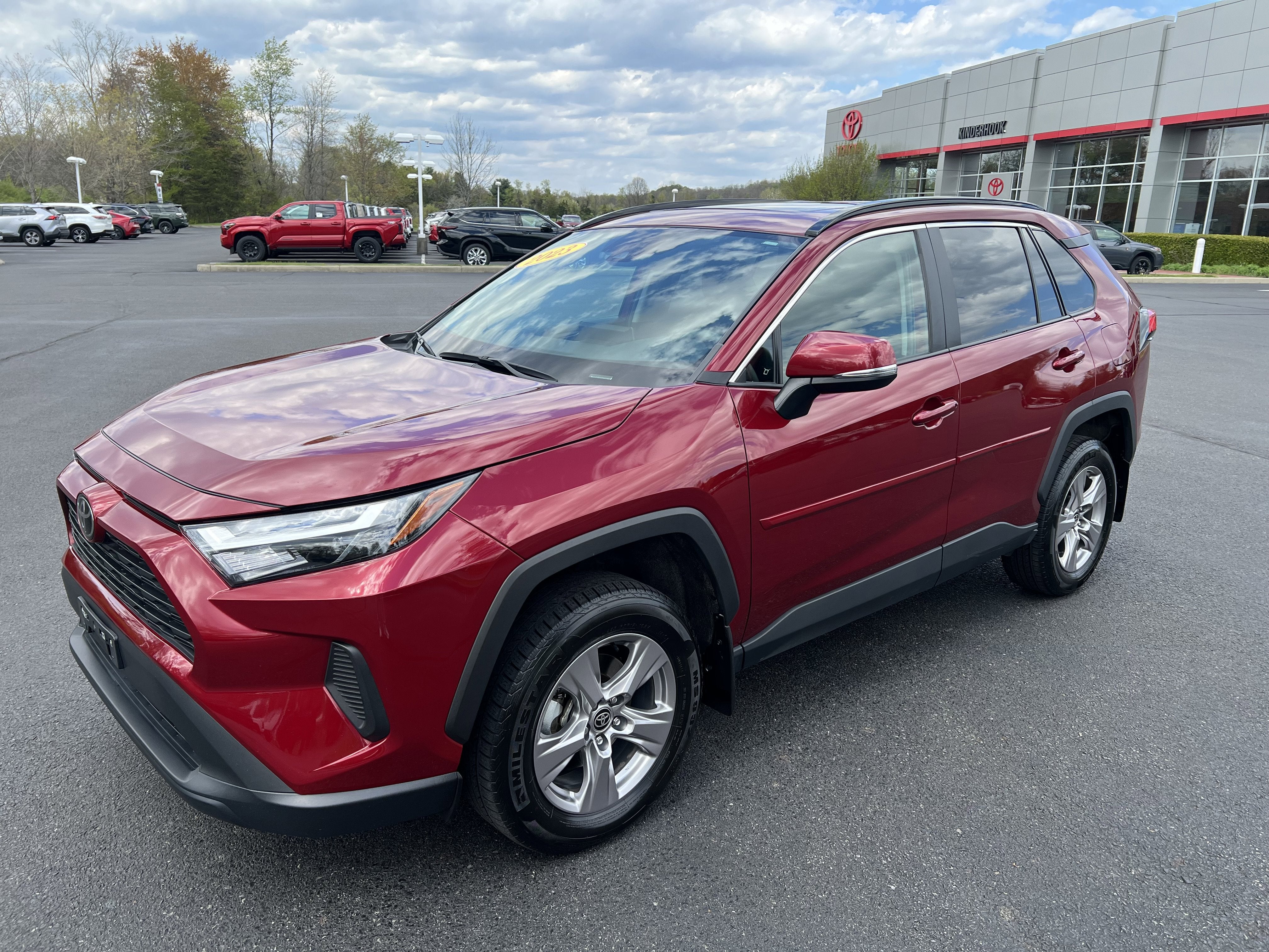 2023 Toyota RAV4 XLE