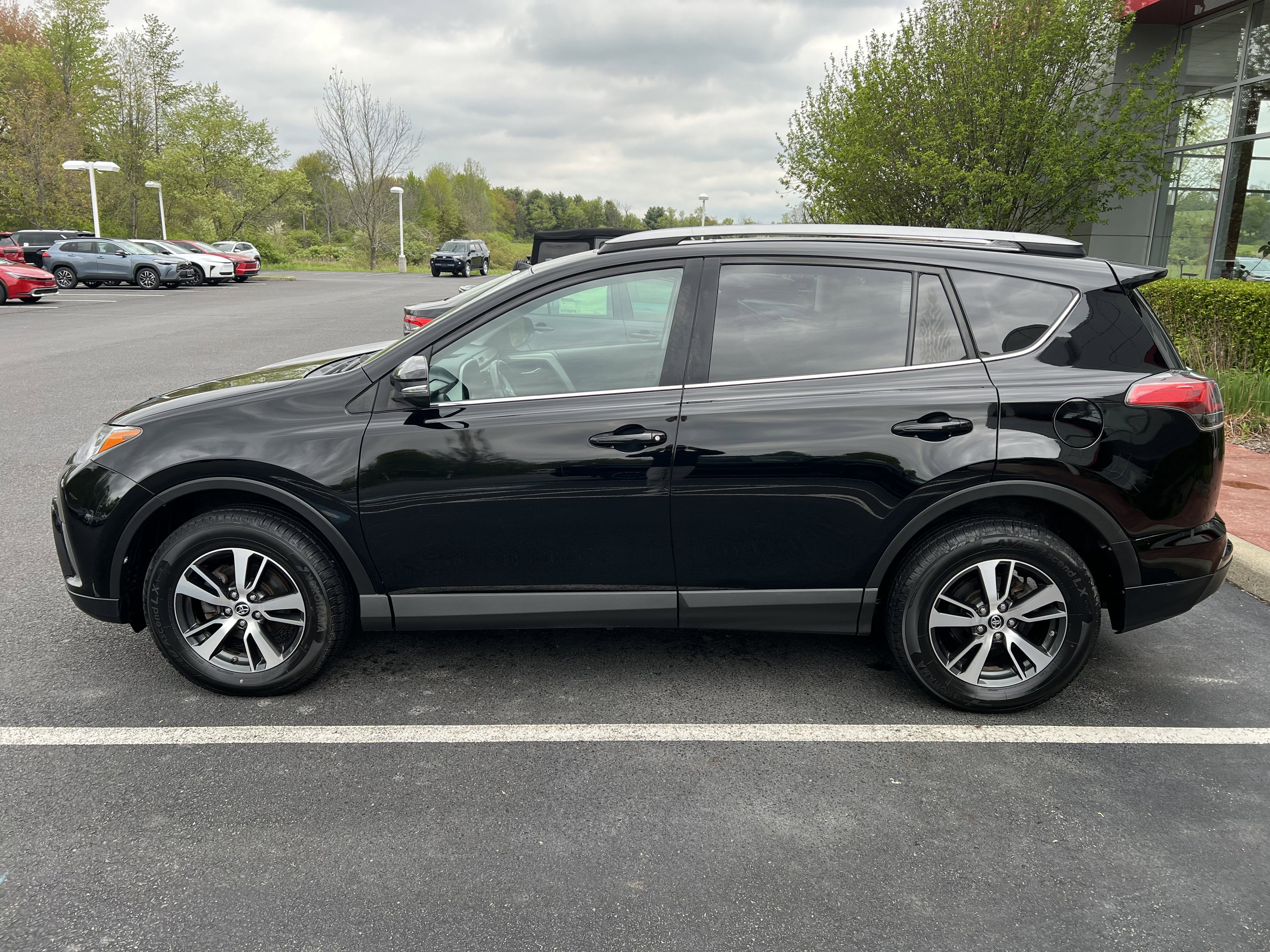 2018 Toyota RAV4 XLE