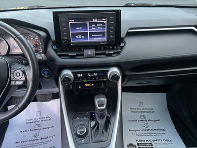 2022 Toyota RAV4 Hybrid SE