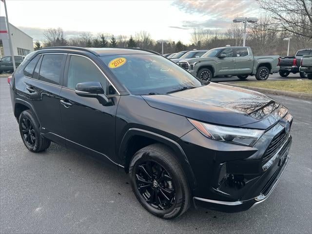2022 Toyota RAV4 Hybrid SE