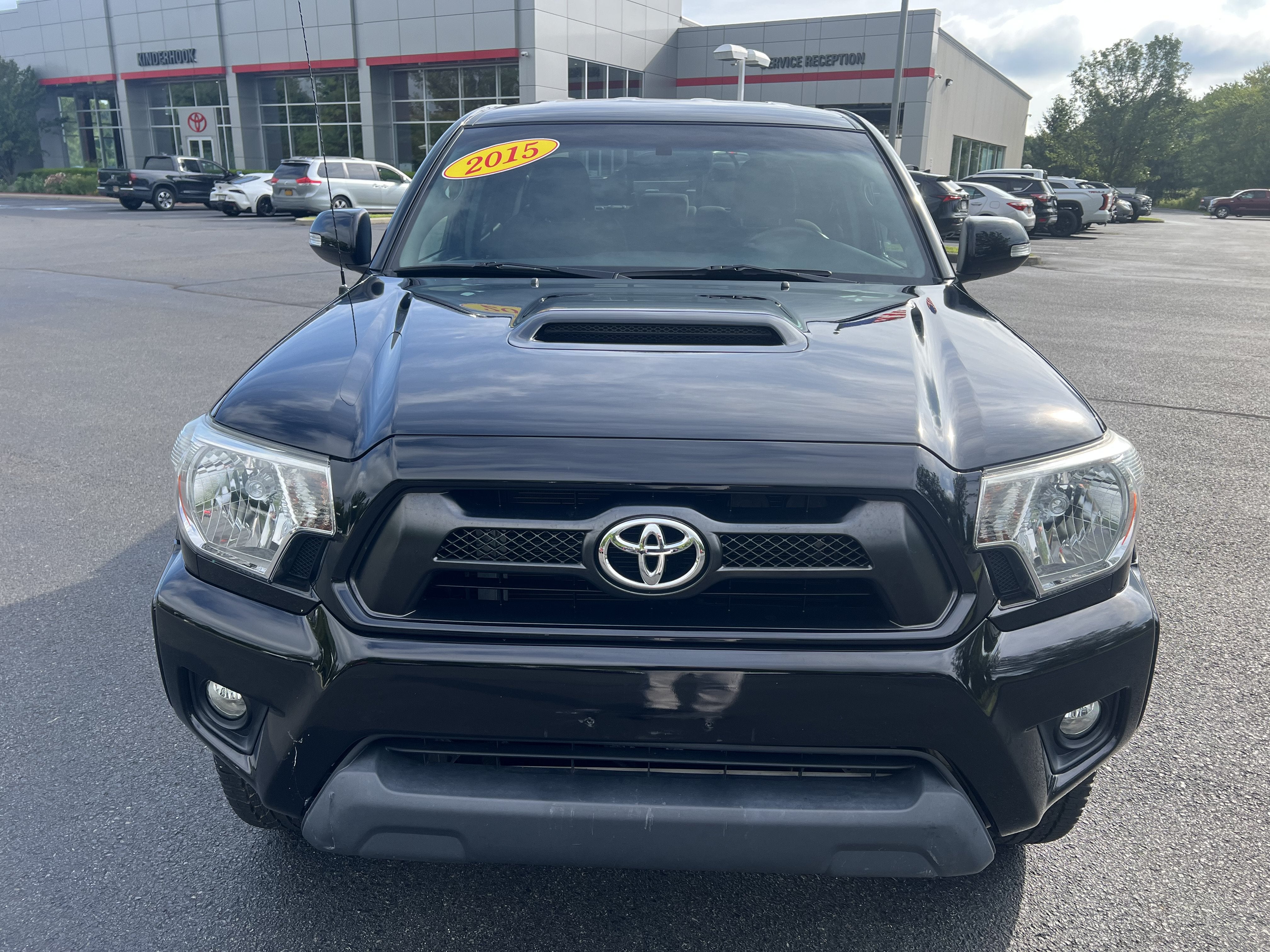 2015 Toyota Tacoma 4WD Double Cab V6 AT (Natl)
