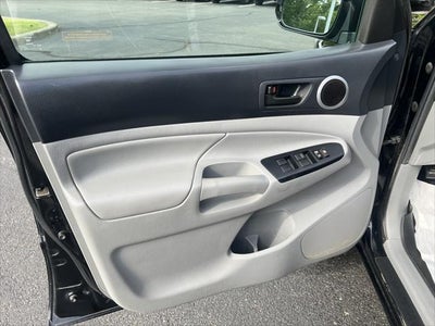 2015 Toyota Tacoma 4WD Double Cab V6 AT (Natl)