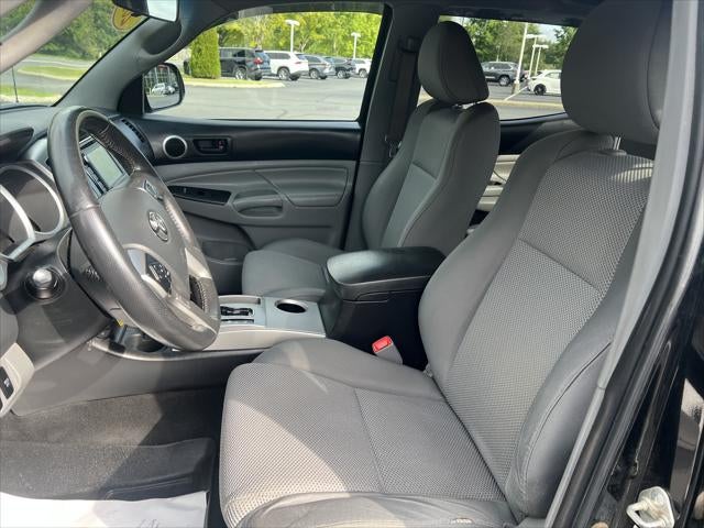 2015 Toyota Tacoma 4WD Double Cab V6 AT (Natl)