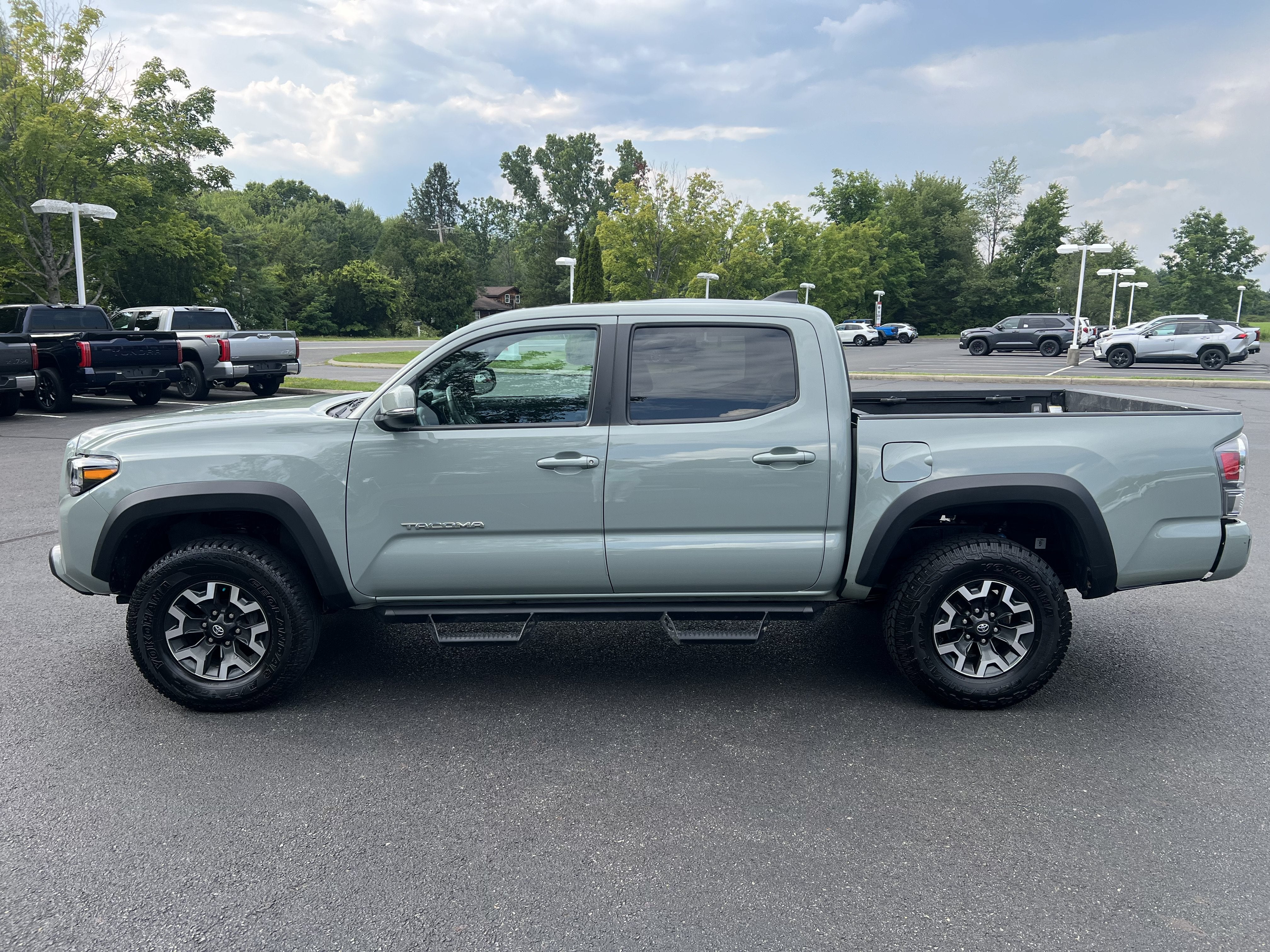 2023 Toyota Tacoma 4WD TRD Off Road