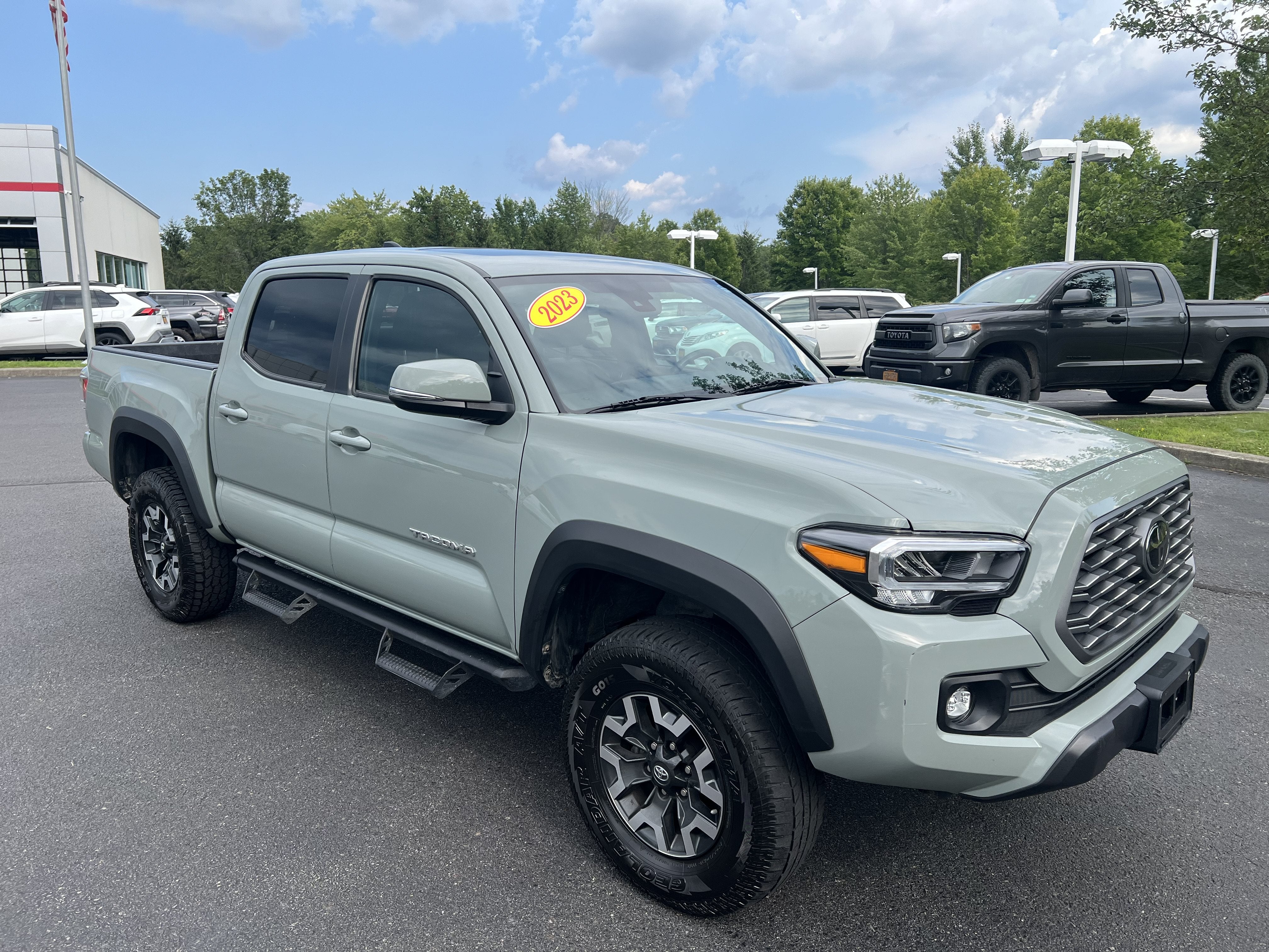 2023 Toyota Tacoma 4WD TRD Off Road