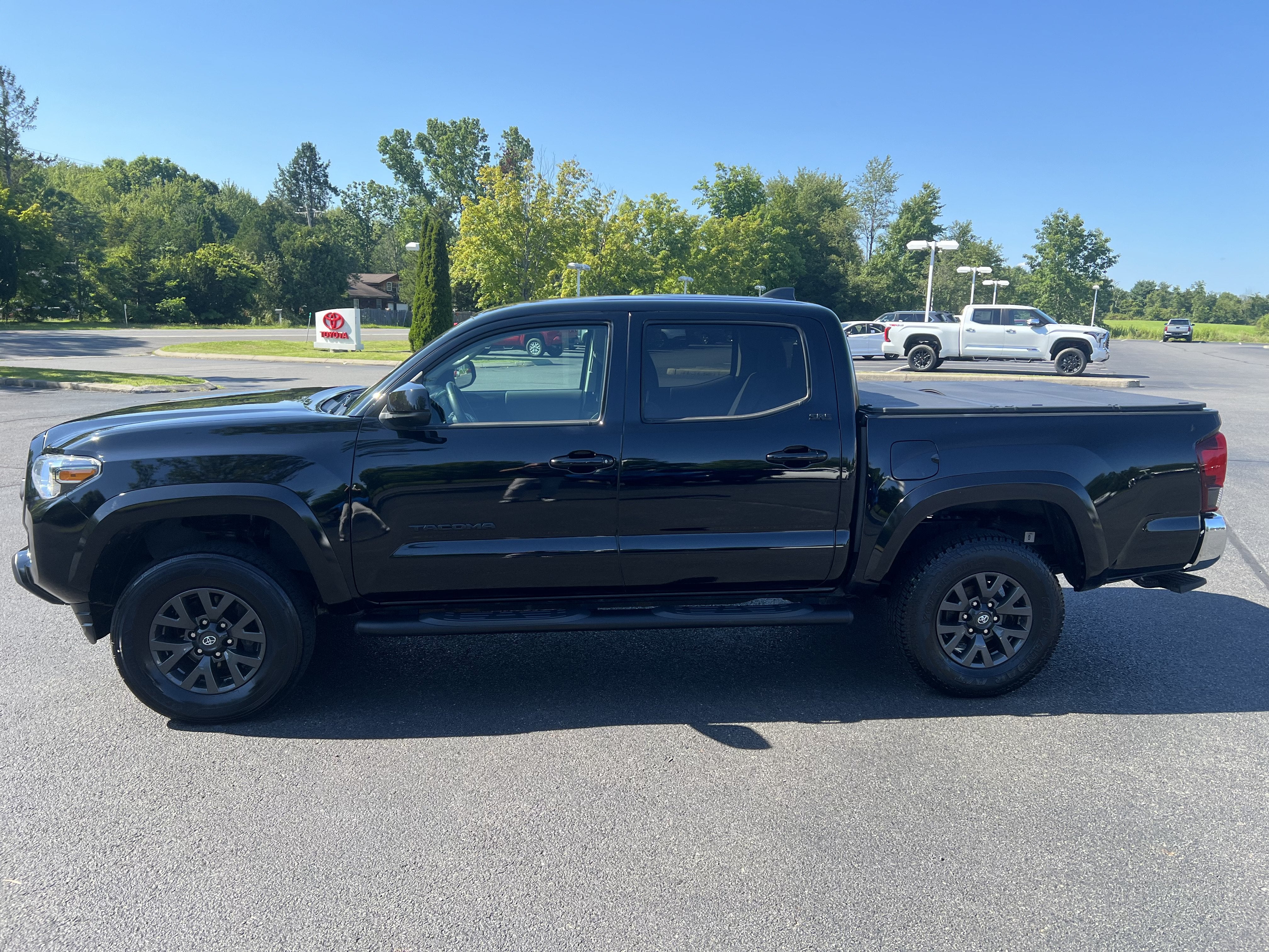 2023 Toyota Tacoma 4WD SR5
