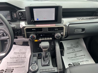 2025 Toyota Tacoma 4WD SR5