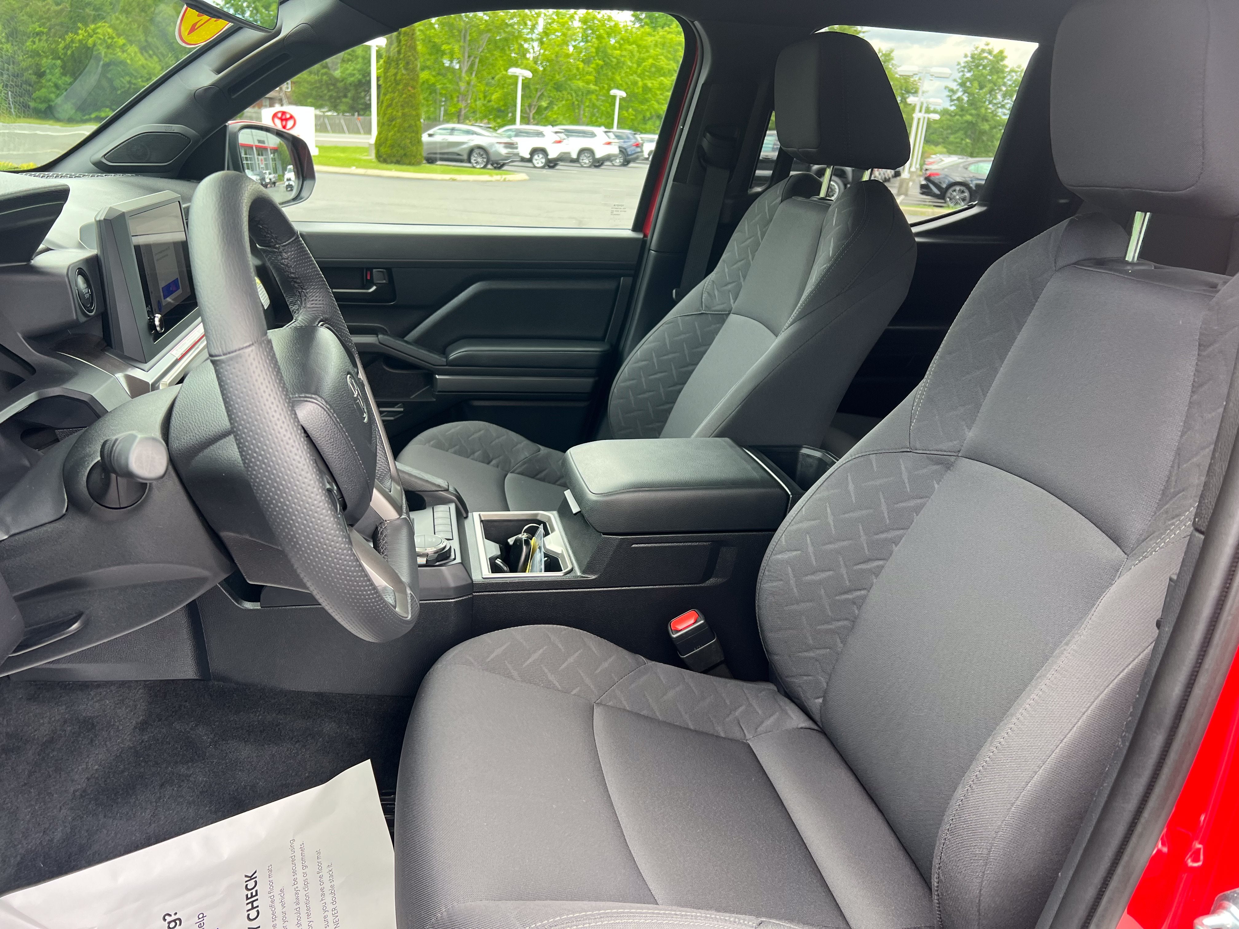 2025 Toyota Tacoma 4WD SR5