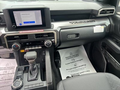 2025 Toyota Tacoma 4WD SR5