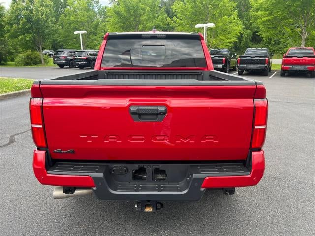 2025 Toyota Tacoma 4WD SR5
