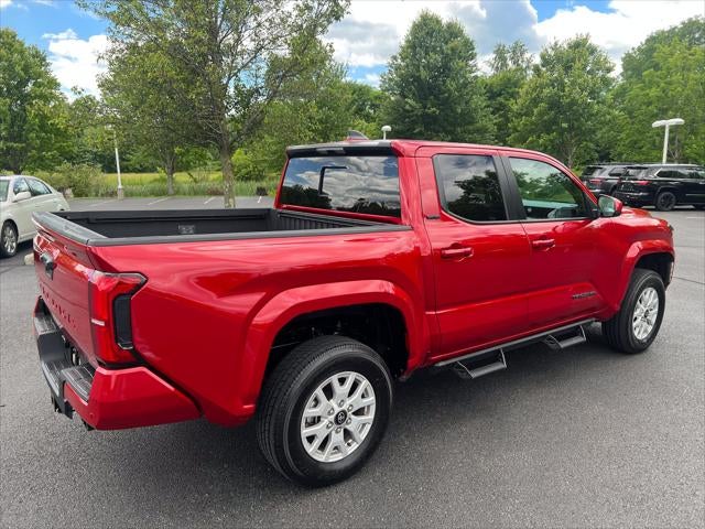 2025 Toyota Tacoma 4WD SR5