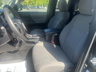 2022 Toyota Tacoma 4WD SR5