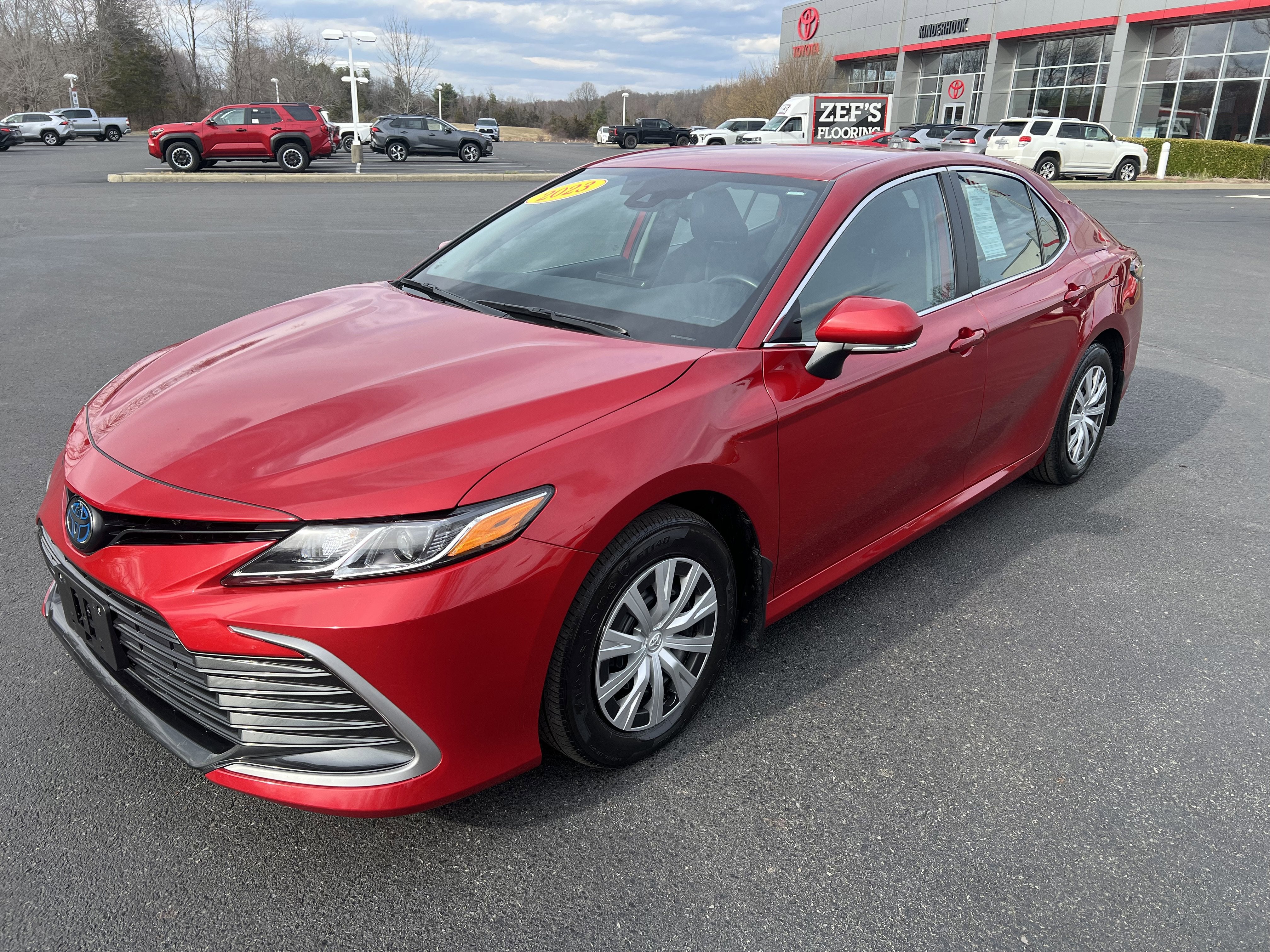 2023 Toyota Camry Hybrid LE