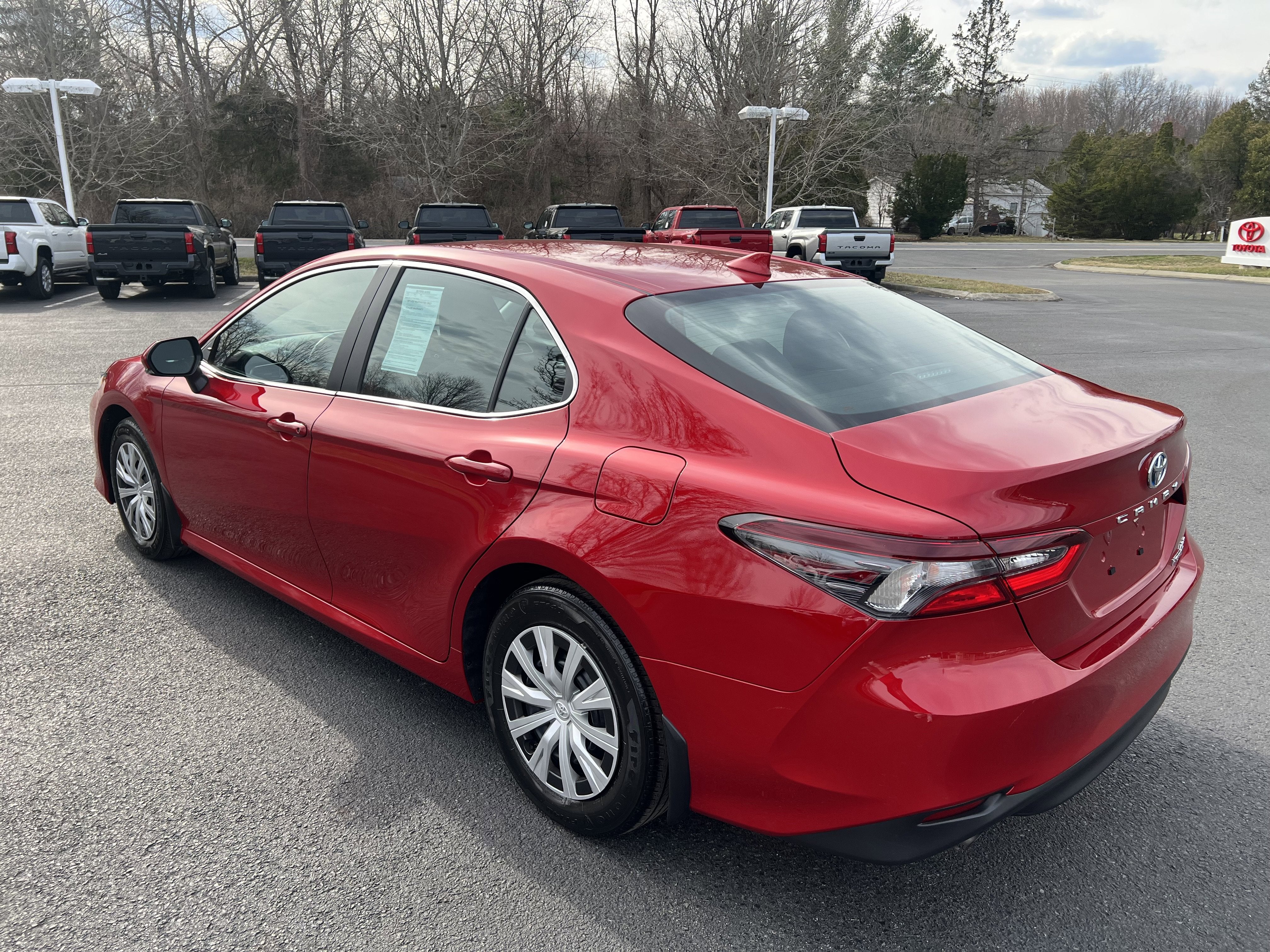 2023 Toyota Camry Hybrid LE