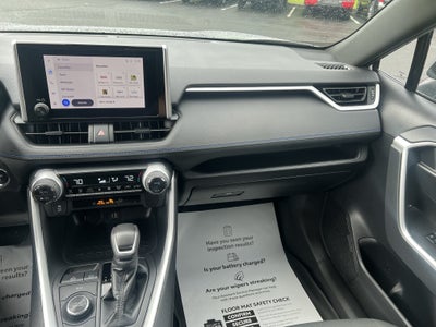 2023 Toyota RAV4 Hybrid SE