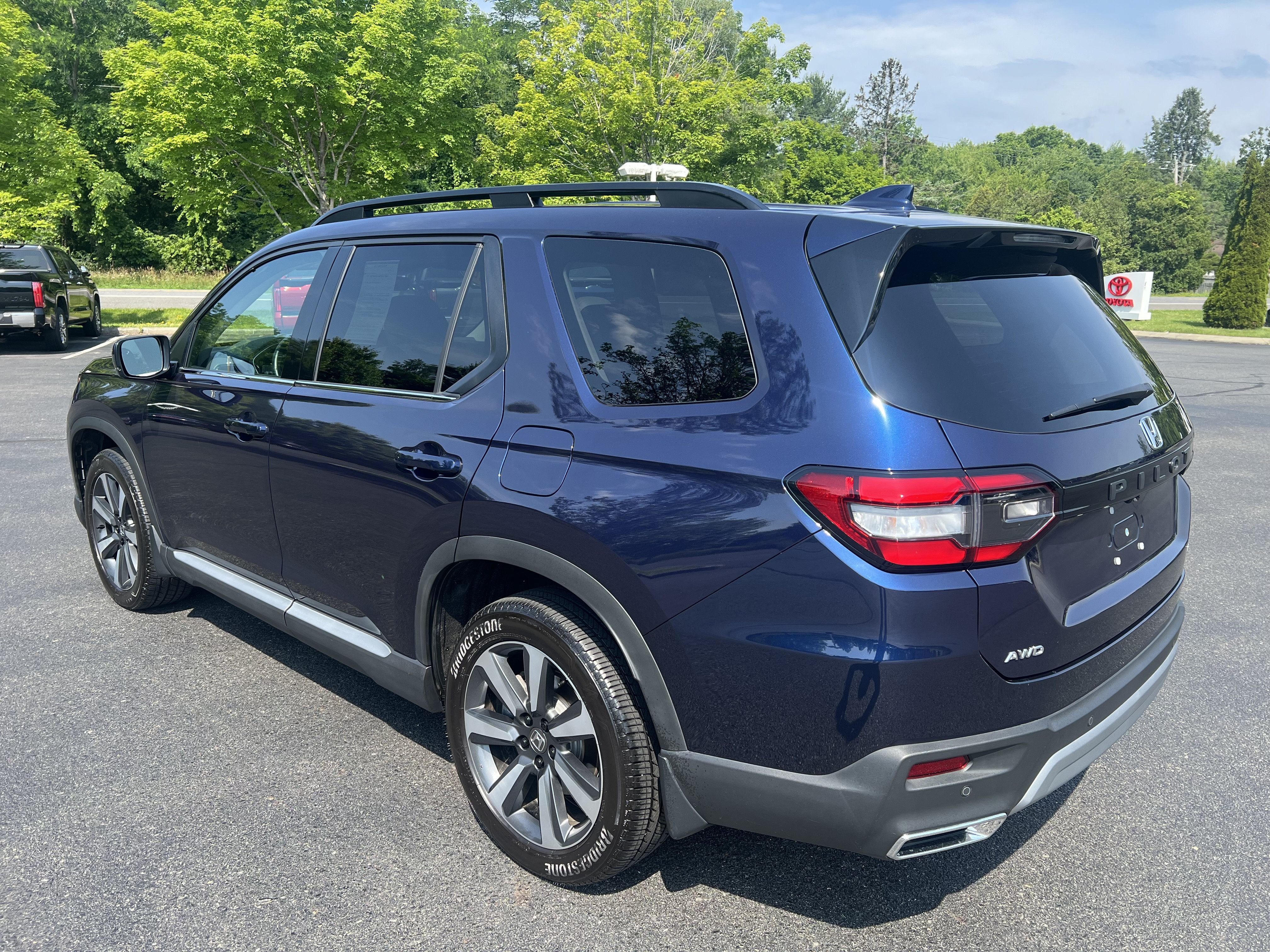 2025 Honda Pilot Touring