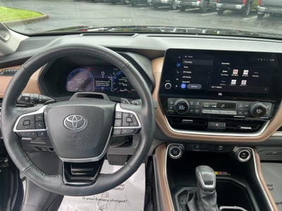 2024 Toyota Grand Highlander Platinum