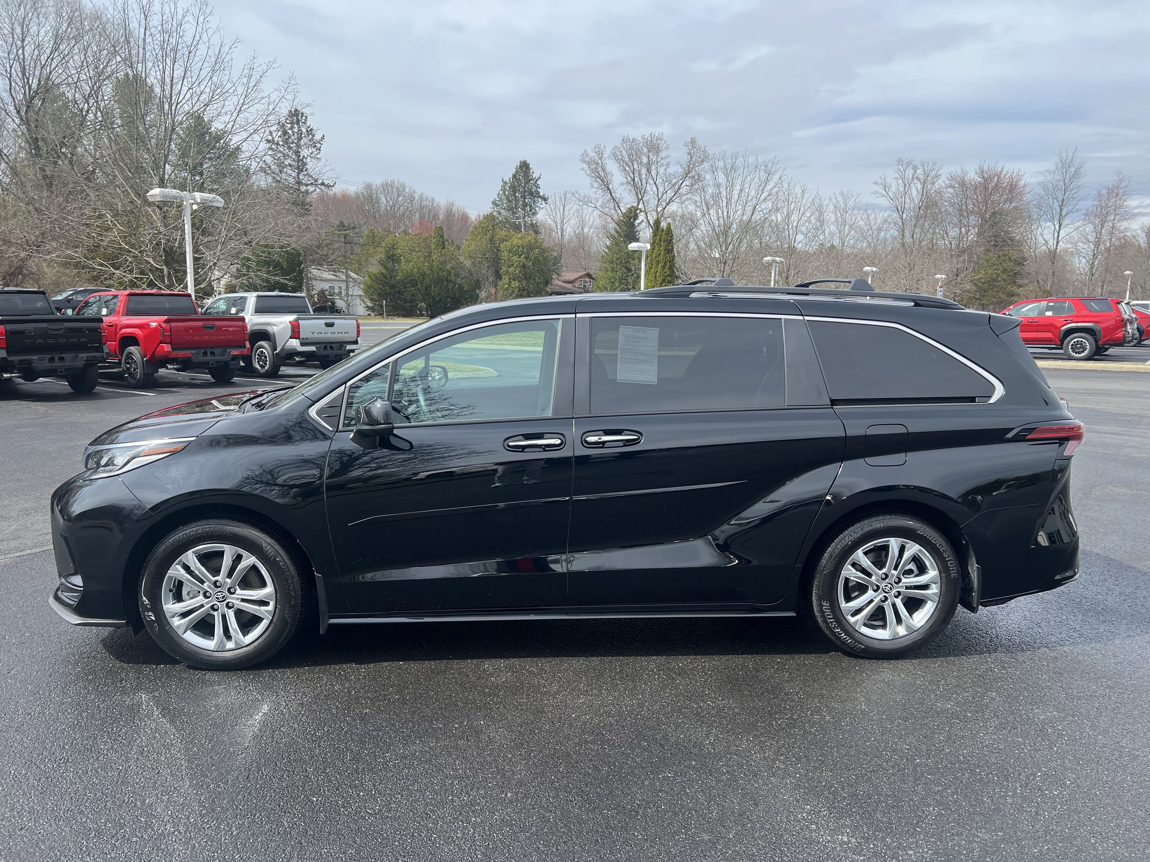 2023 Toyota Sienna XSE