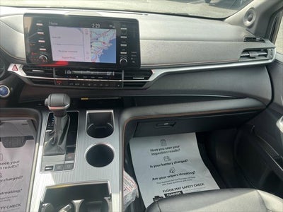 2023 Toyota Sienna XSE
