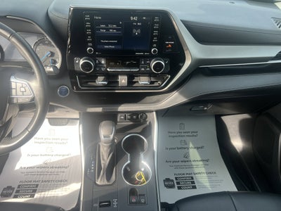 2021 Toyota Highlander Hybrid XLE