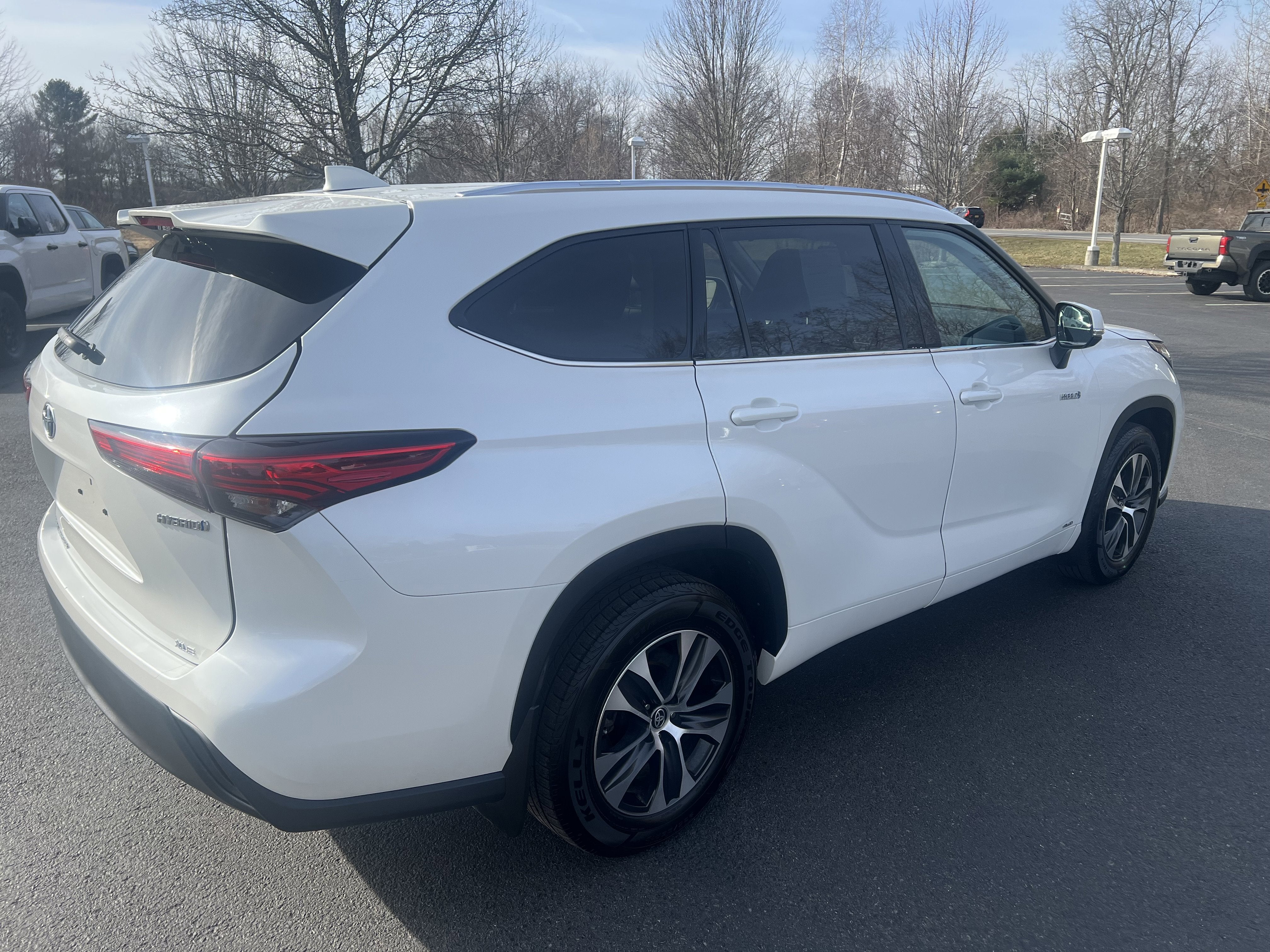 2021 Toyota Highlander Hybrid XLE