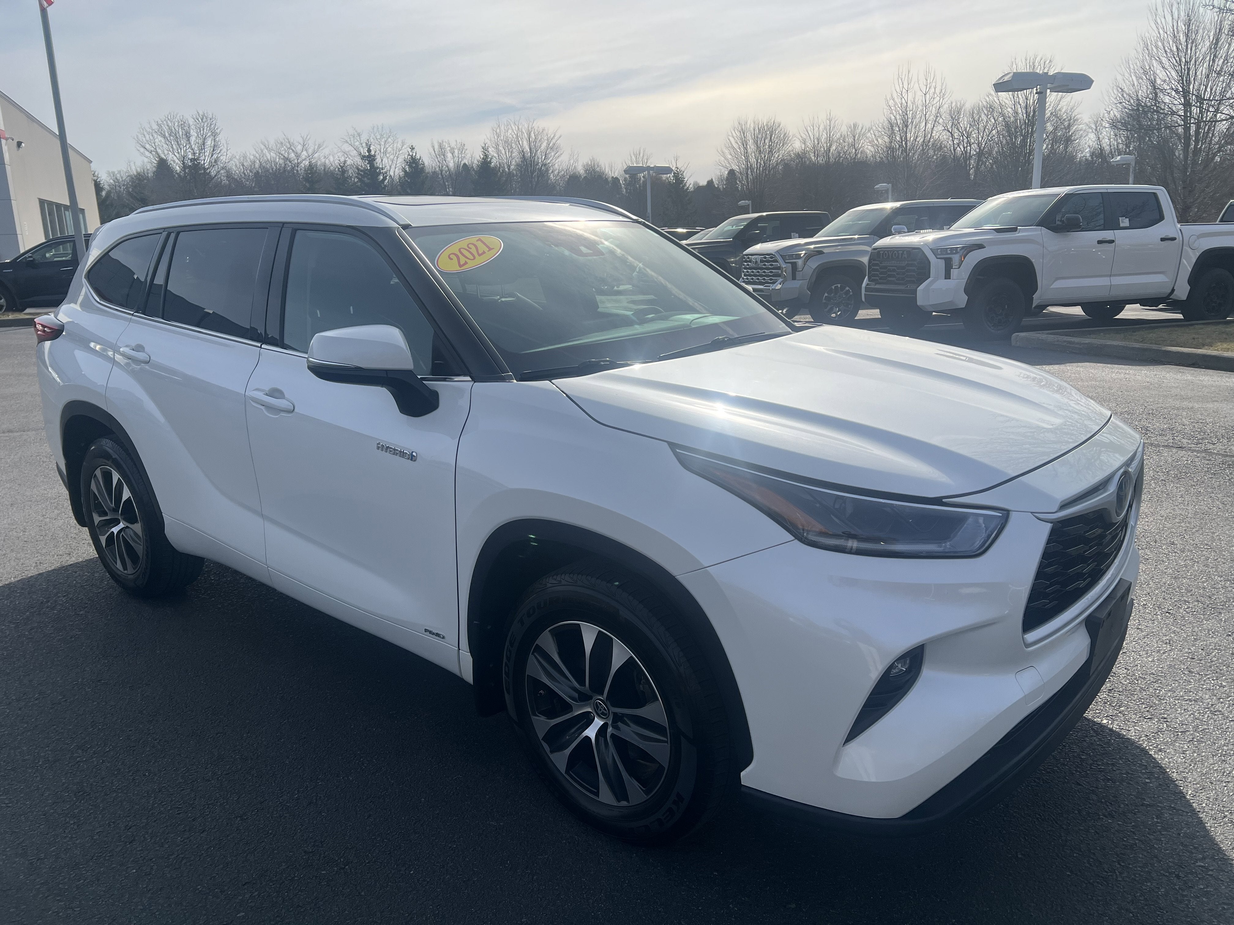 2021 Toyota Highlander Hybrid XLE