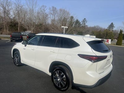 2021 Toyota Highlander Hybrid XLE