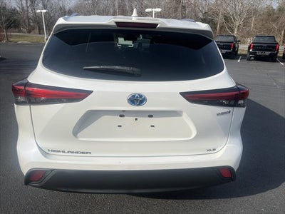 2021 Toyota Highlander Hybrid XLE