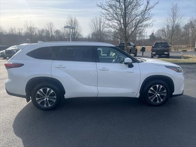 2021 Toyota Highlander Hybrid XLE