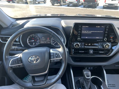 2022 Toyota Highlander XLE