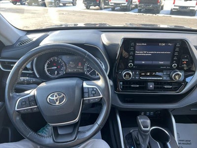 2022 Toyota Highlander XLE