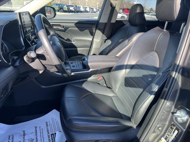 2022 Toyota Highlander XLE