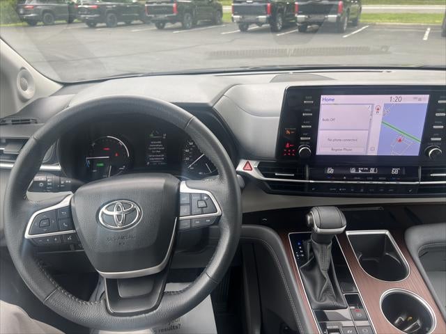 2024 Toyota Sienna XLE