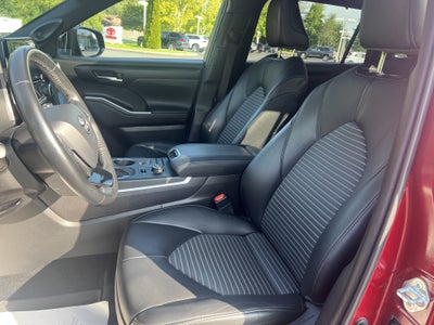 2021 Toyota Highlander XSE