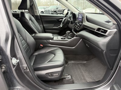 2024 Toyota Highlander Hybrid XLE