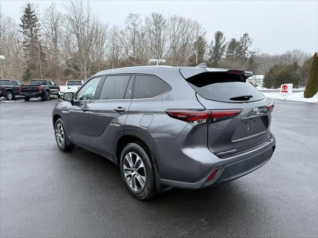 2024 Toyota Highlander Hybrid XLE